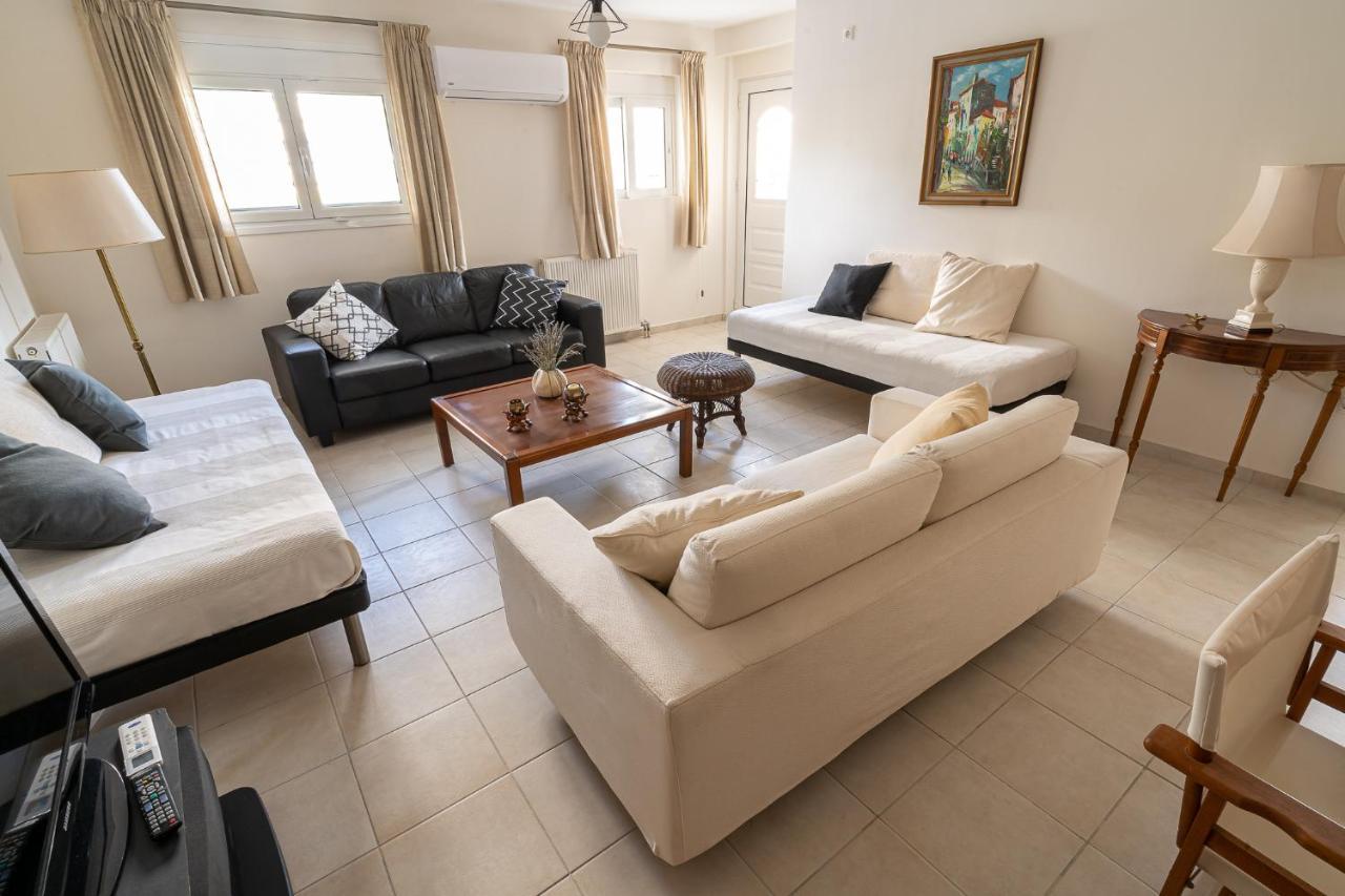 Ferienwohnung Casa D'Arte Vrahati Exterior foto